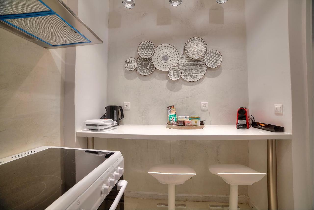 Unique Apartment In Glyfada Center Atene Esterno foto