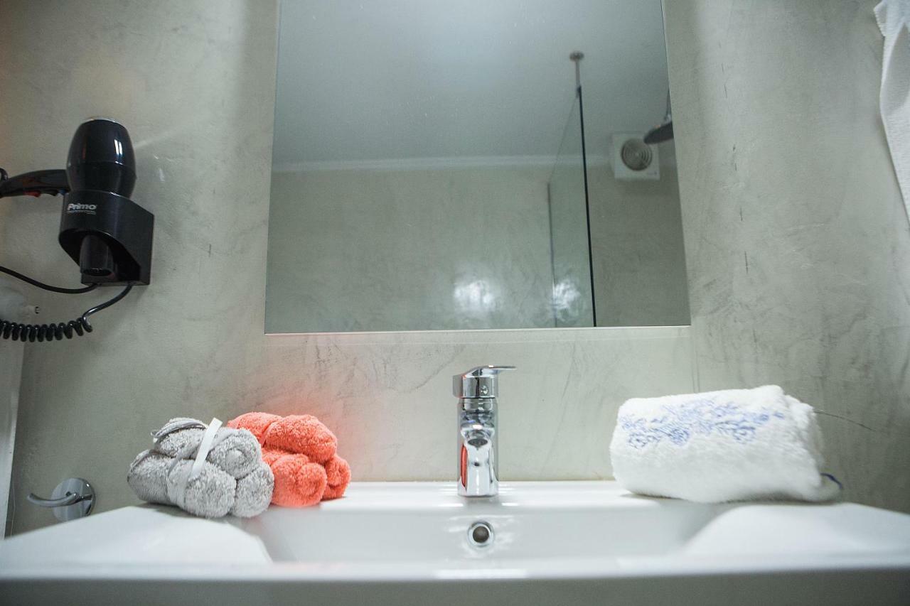 Unique Apartment In Glyfada Center Atene Esterno foto